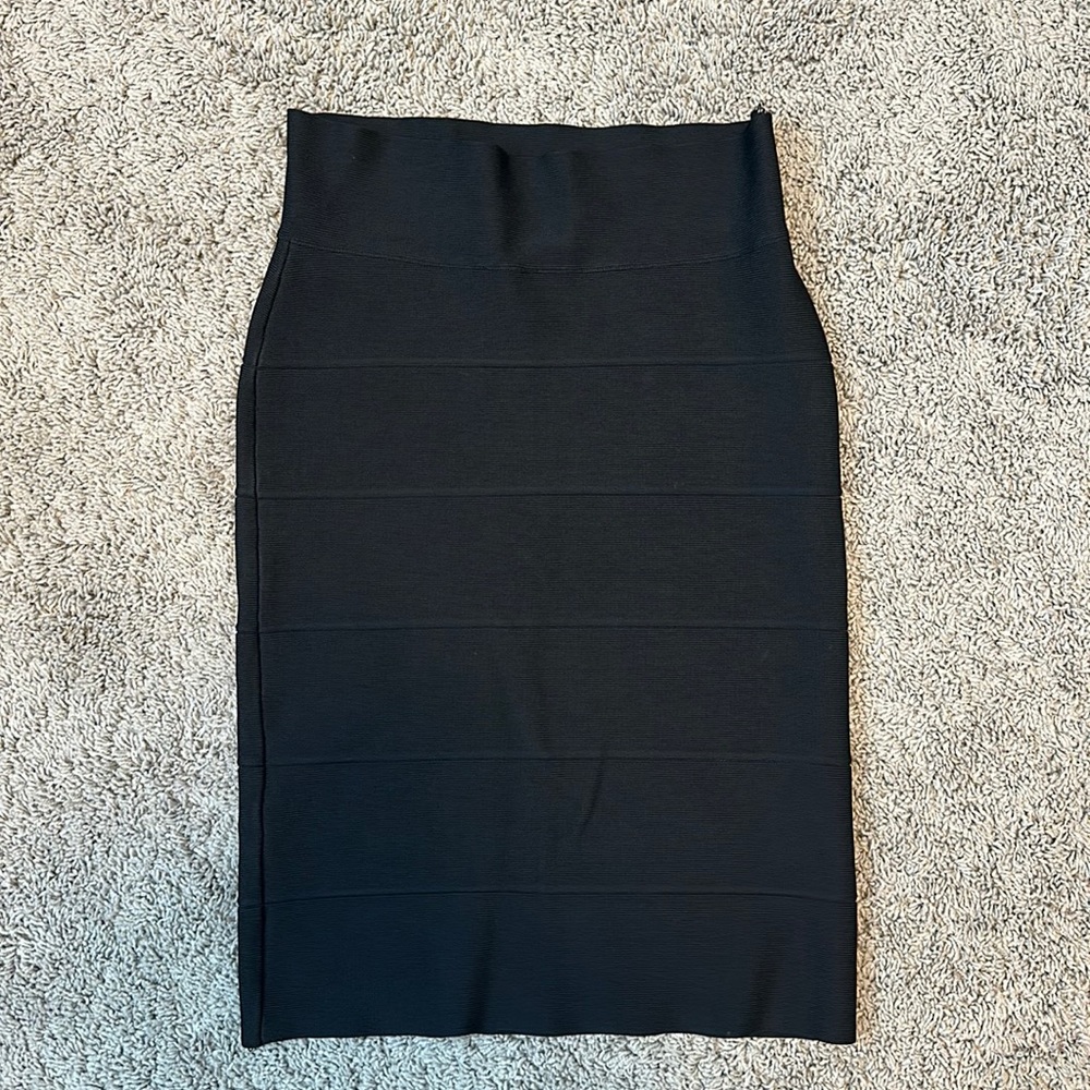 Bandage pencil skirt. Size small.